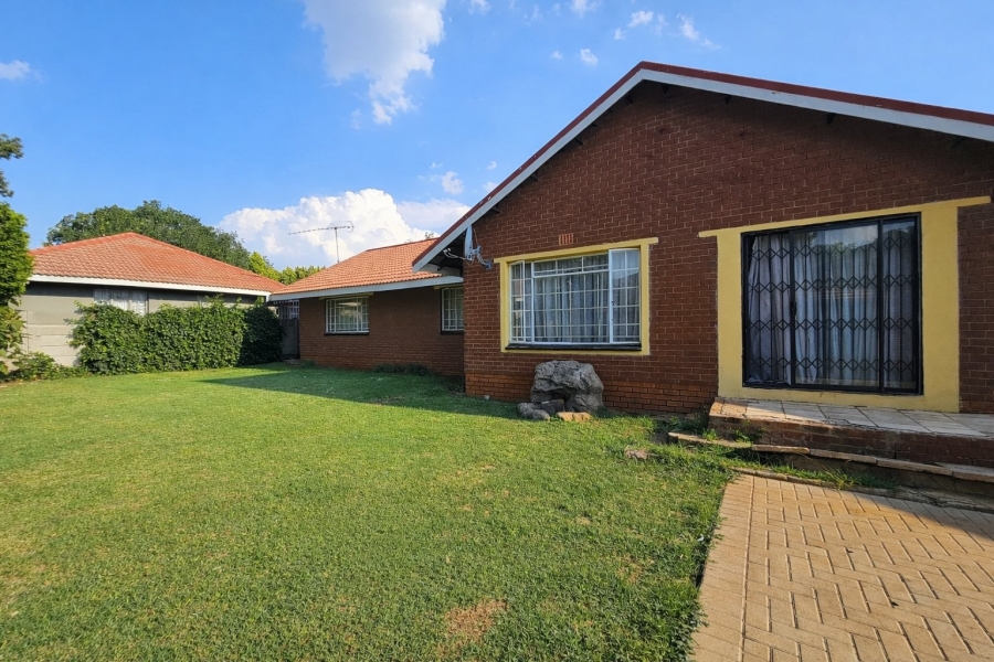 3 Bedroom Property for Sale in Vaalpark Free State